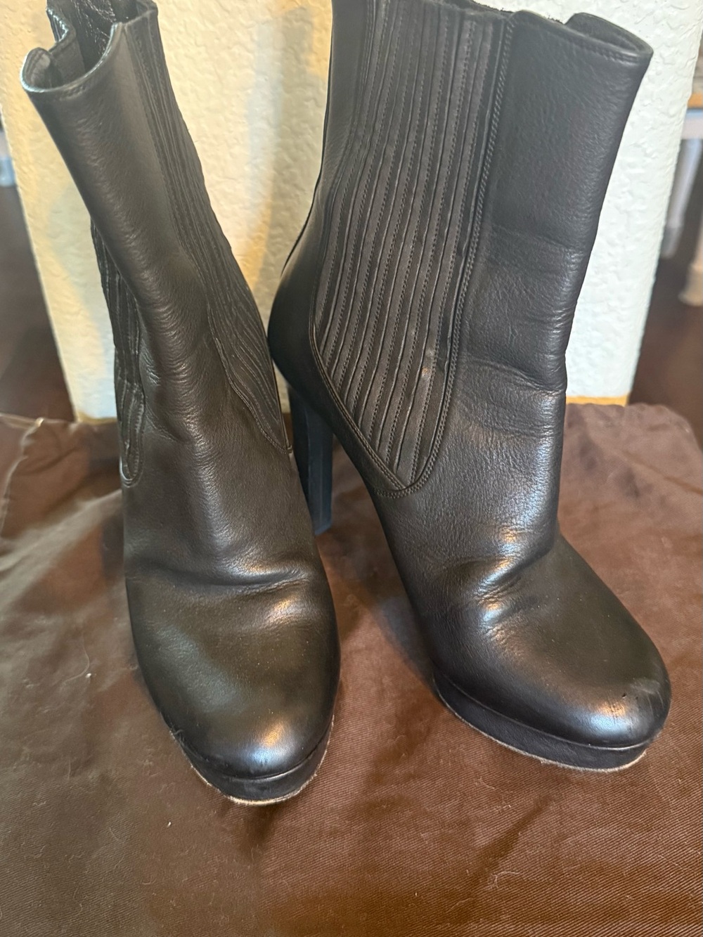 Gucci Black Leather Platform Ankle Boots